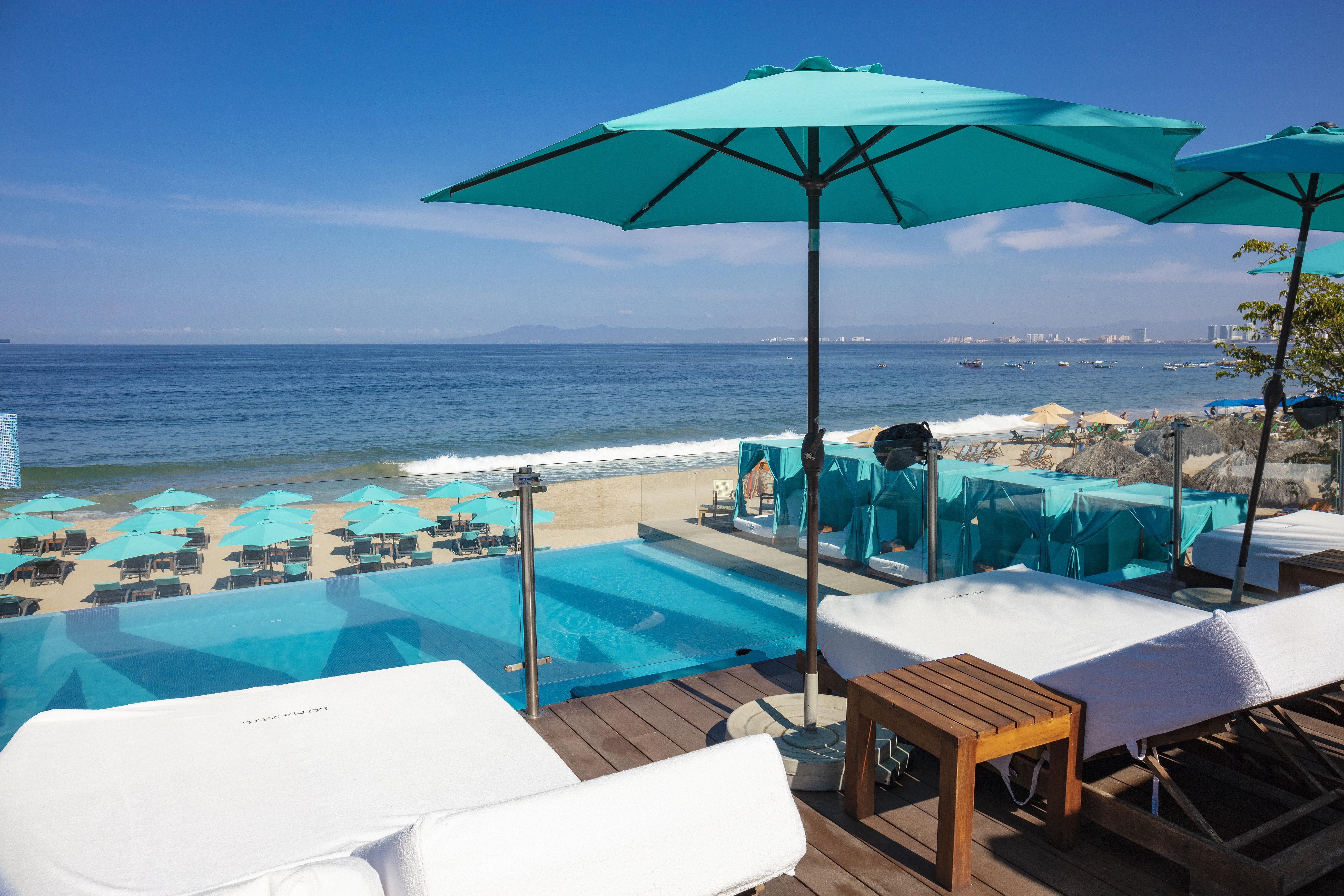 Almar Resort Luxury Lgbt Experience By Mantamar Beach Club (Adults Only) Puerto Vallarta Exterior photo