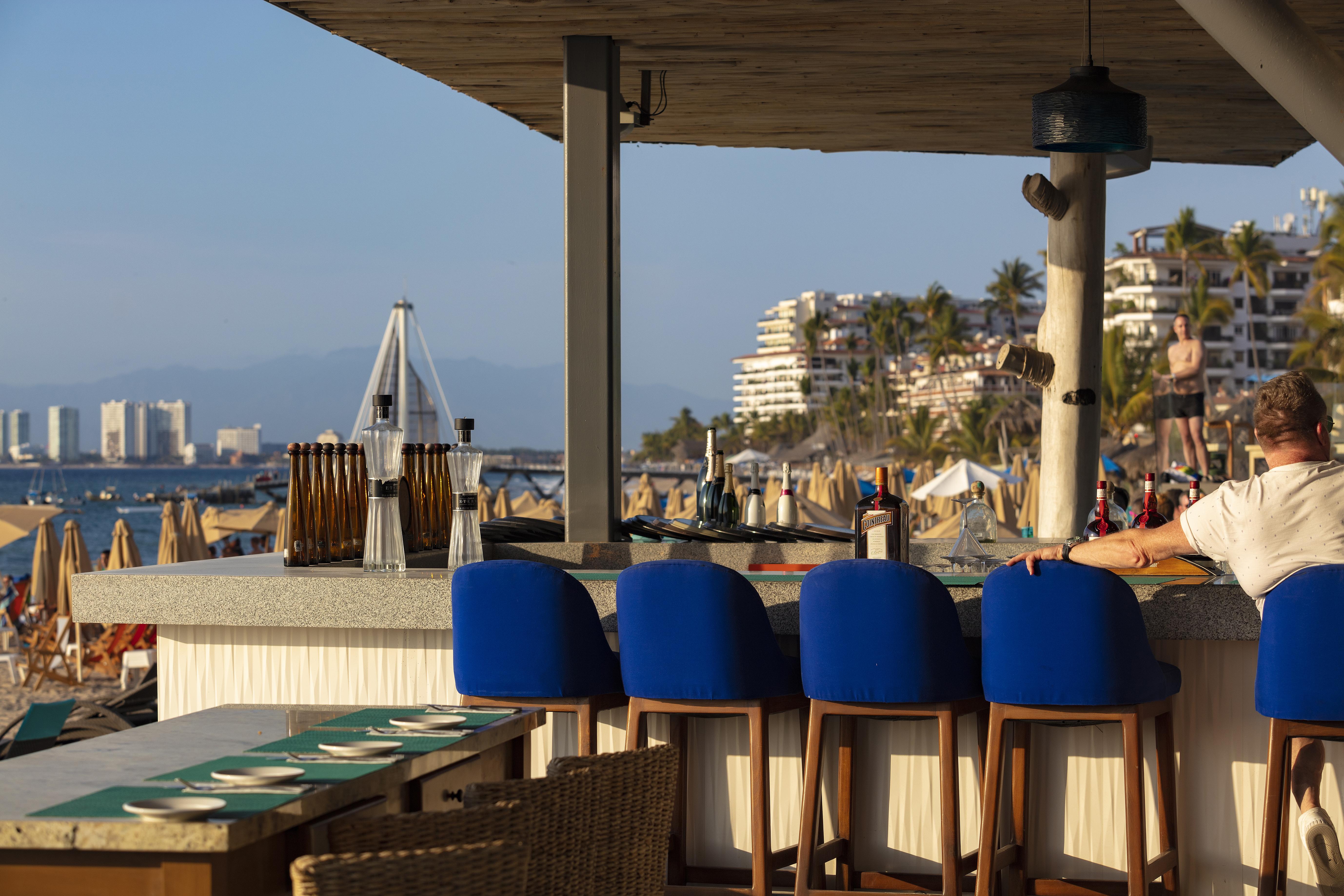 Almar Resort Luxury Lgbt Experience By Mantamar Beach Club (Adults Only) Puerto Vallarta Exterior photo