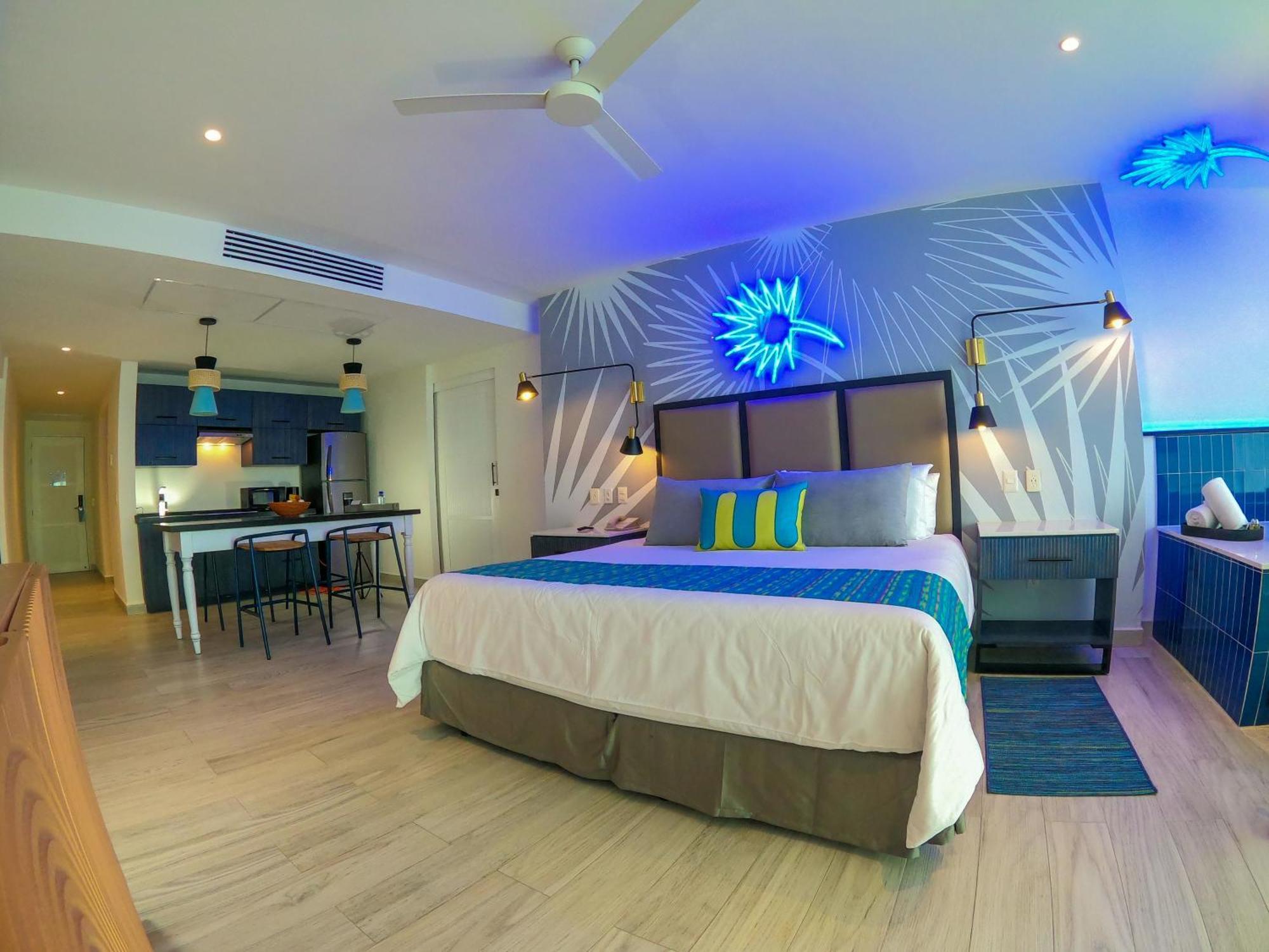 Almar Resort Luxury Lgbt Experience By Mantamar Beach Club (Adults Only) Puerto Vallarta Exterior photo